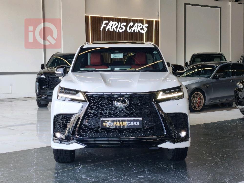 Lexus LX
